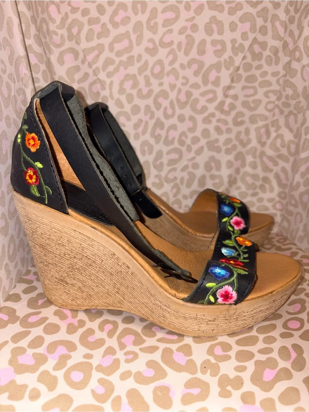 Guaraxez stylish black